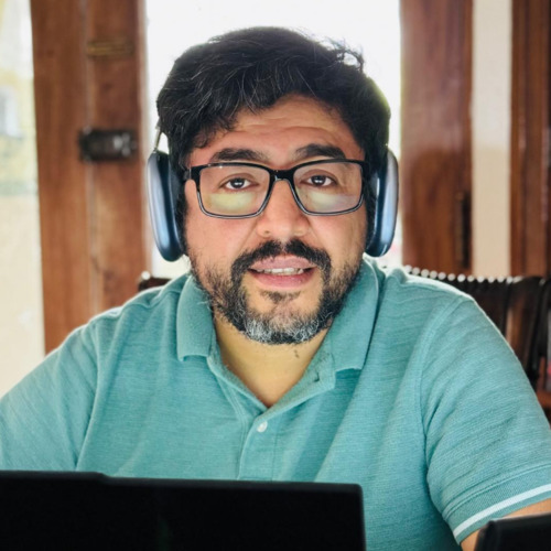 Roberto Ocampo - Founder & Lead Solutions Architect